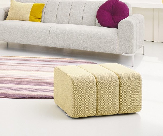 what is a pouffe