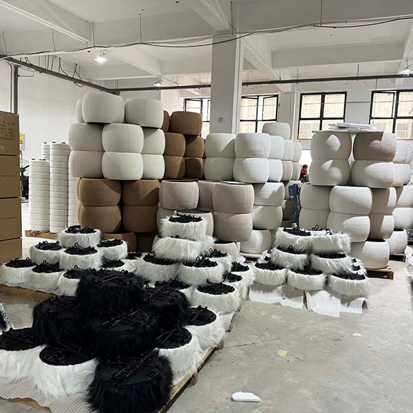 Wholesale 20 Inch Pouf Ottoman with Storage